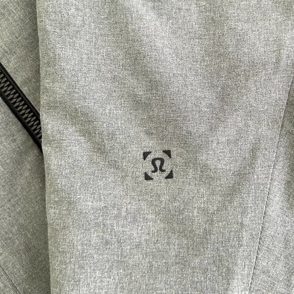 Lululemon Interurban Warmth Jacket in Heathered Black Size L - Picture 10 of 14